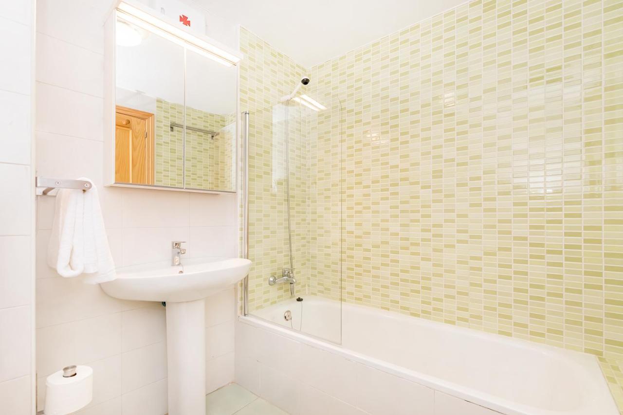 Ollerias Historic Center Apartment Малага Екстериор снимка